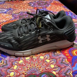 EUC Mens Under Armor ~ Charged Rogue Performance Shoes. Worn only once.